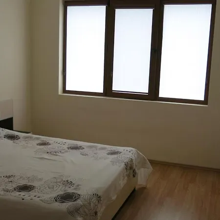 Apartment Sea Club Sarafovo With 1 Bedroom Tat Burgas